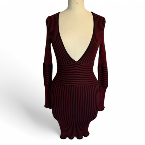 NWT KNITZ For LOVE & LEMONS SWITCH STRIPED Deep V-Neck Mini Ribbed Dress 151 - Picture 1 of 11